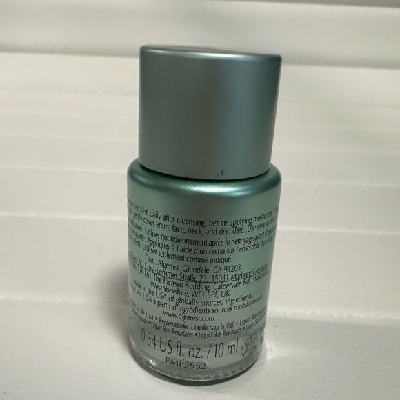 Algenist - Genius liquid skin resurfacer - 5 for $25 for items marked with ⭐️ - Picture 2 of 2
